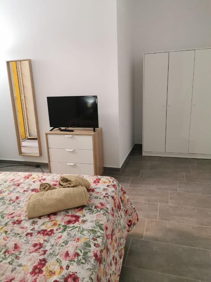 Holiday Home Caronda カターニア エクステリア 写真